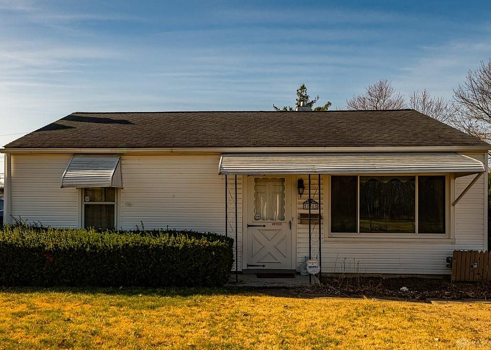 1st image of 136 Nordale Ave