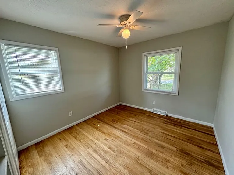 13 Oak Leaf Ln — Photo 23