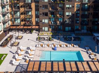 Onyx Edina, Edina, MN 55435