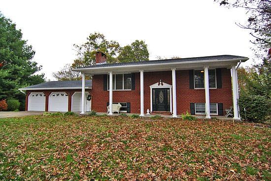 1st image of 206 William Dr