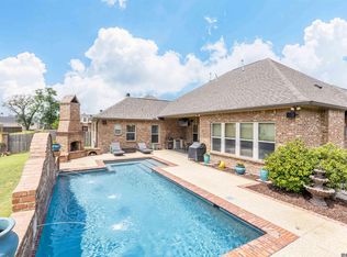 14472 Oak Path Dr, Prairieville, LA 70769