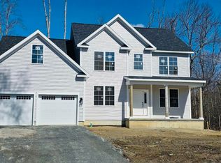 227 Shaker Ridge Dr, Niskayuna, NY 12309