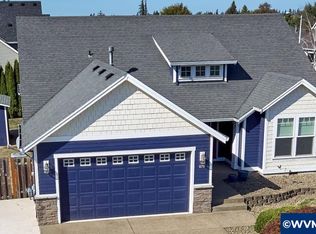870 Cypress St, Mount Angel, OR 97362