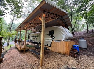 321 25th St, Ellijay, GA 30540