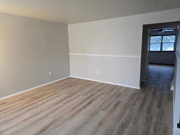 3rd image of 324B Garden Ave