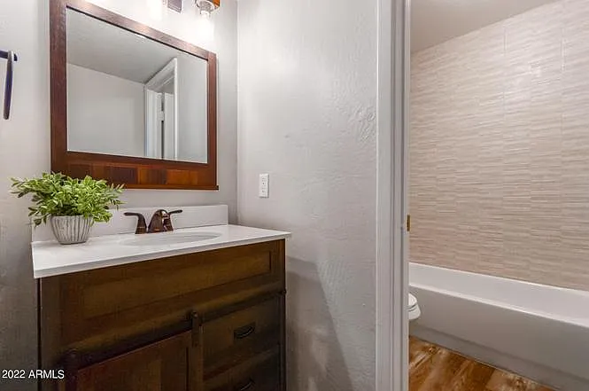 1348 E Brill St #1 — Photo 11