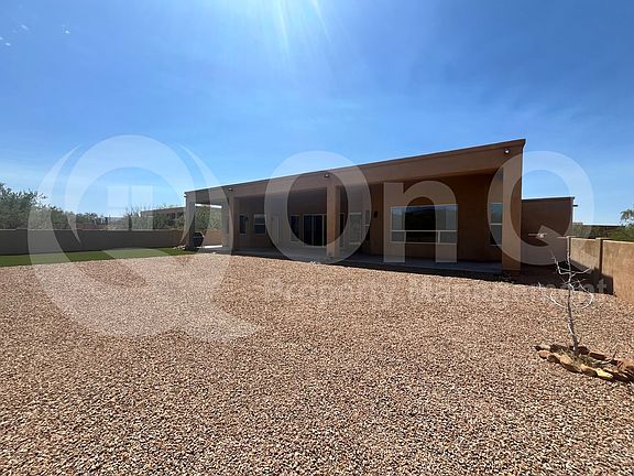 3rd image of 9398 E Desert Milkweed Ct