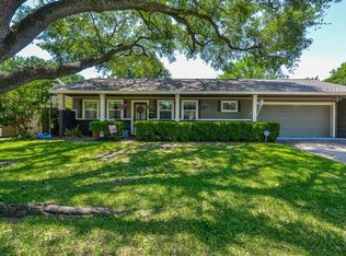 7933 Ridgeview Dr, Houston, TX 77055