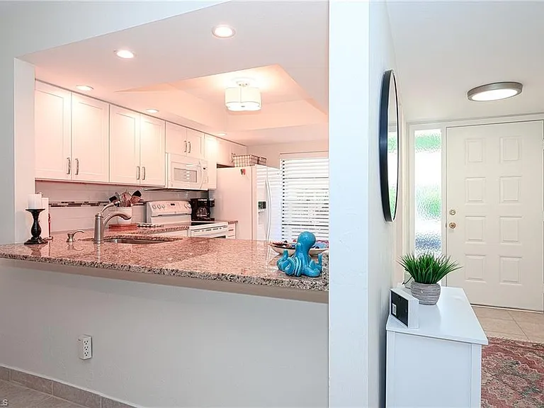 135 Cypress Way E #C — Photo 15