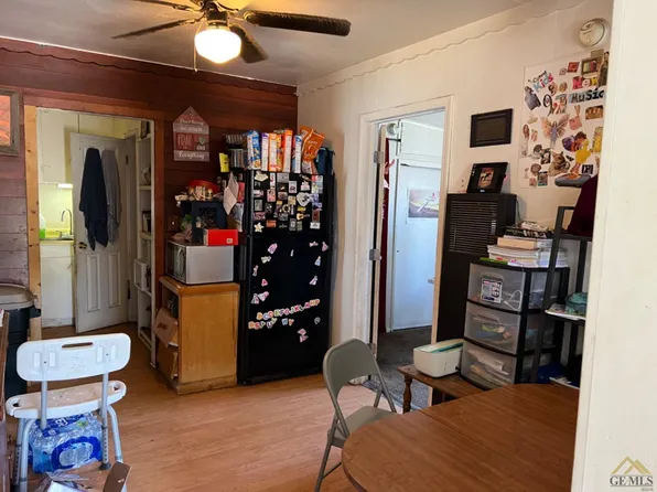 2206 Commercial Ave, Lake Isabella, CA 93240
