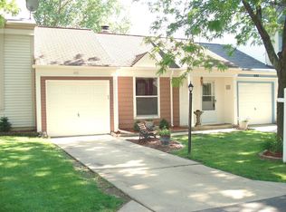 680 Jackson St, Hanover Park, IL 60133
