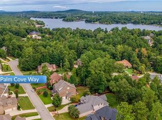 321 Palm Cove Way, York, SC 29745