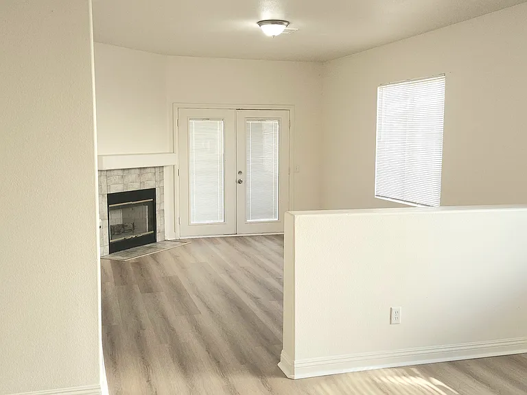 14619 Woodworth Way — Photo 12