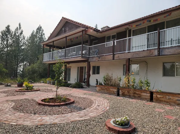 55 Gold Mountain Rd, Republic, WA 99166
