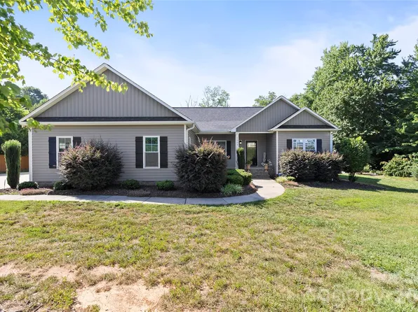 7324 Forney Hill Rd, Denver, NC 28037