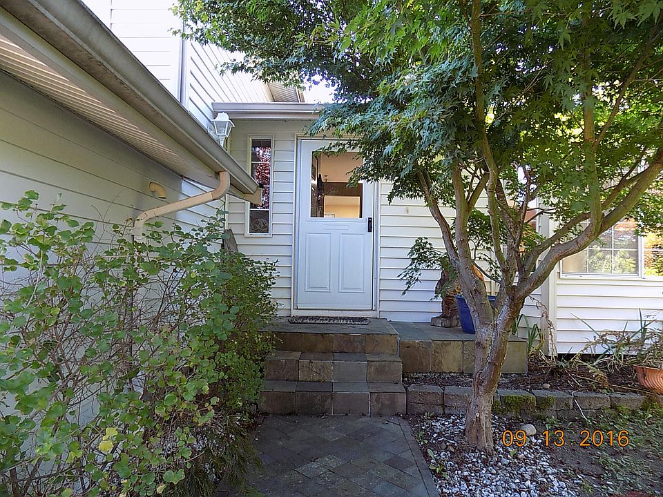 1st image of 11803 20th St NE