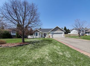 3405 W Park Dr, Burnsville, MN 55306