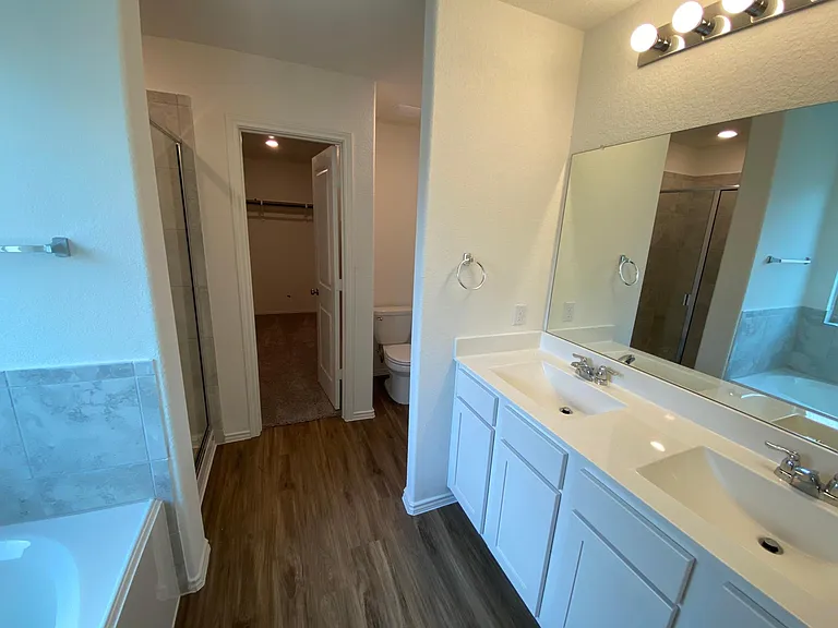 21409 Wilmiller Ln — Photo 12