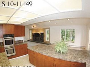 6001 Staedem Dr, Anchorage, AK 99504