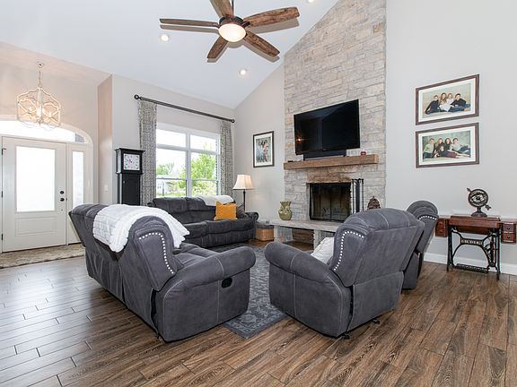 5th image of 103 Ozzie Ct