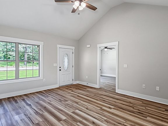 2nd image of 25185 Guthrie Rd