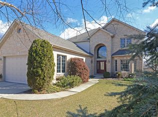 613 S Beverly Ave, Addison, IL 60101