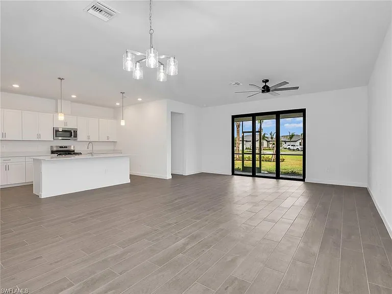 21110 Verawood Loop — Photo 7