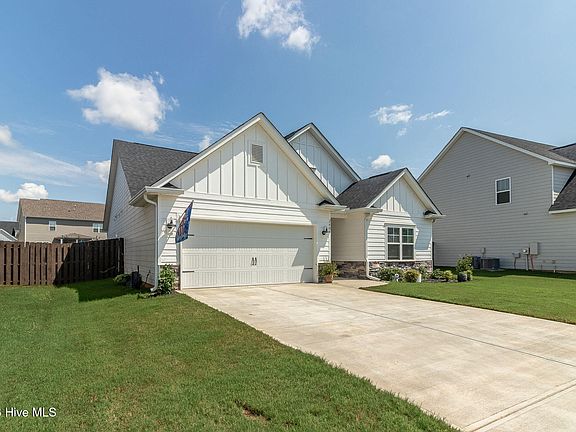 3rd image of 2409 Laurens Street
