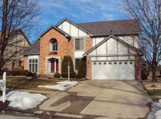14923 Crofton Dr, Shelby Township, MI 48315