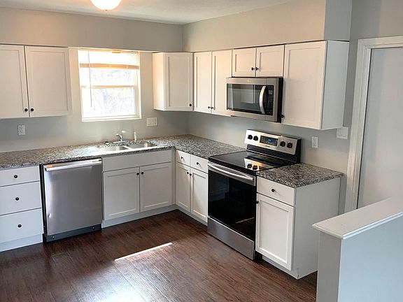3rd image of 783 Thornton St #783
