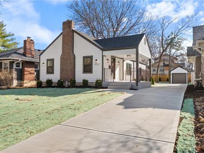 5707 Charlotte St, Kansas City, MO, 64110