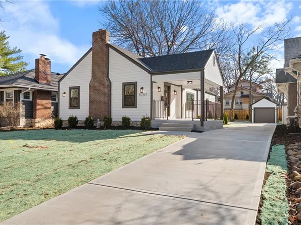 5707 Charlotte St, Kansas City, MO 64110