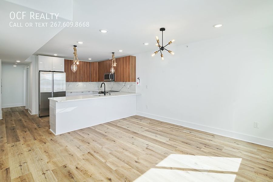 1st image of 630 Moore St #1337