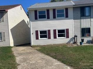 11 Fomal Ct, Turnersville, NJ 08012