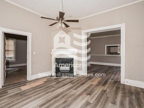 1232551_003_living_room_3.jpg
