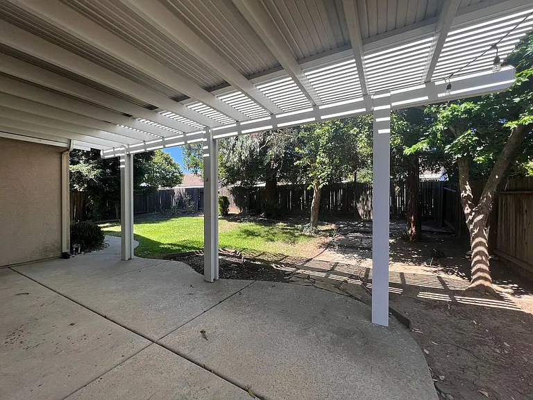 9814 Paso Fino Way — Photo 40