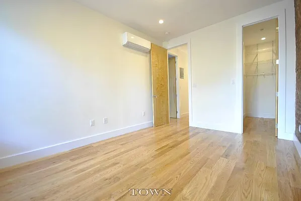 Rented by Town Residential | media 48