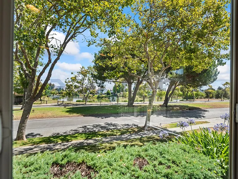 5319 Westbury Ct — Photo 9
