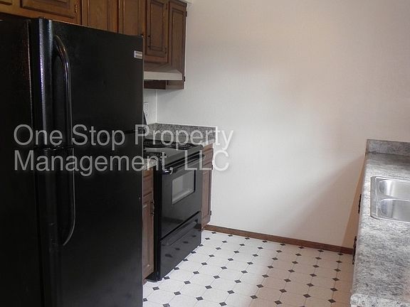5th image of 506 NW 3rd St