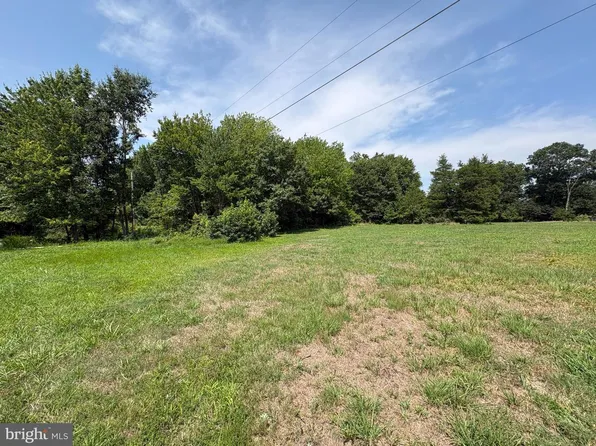 193 Davis Rd, Waldorf, MD 20603