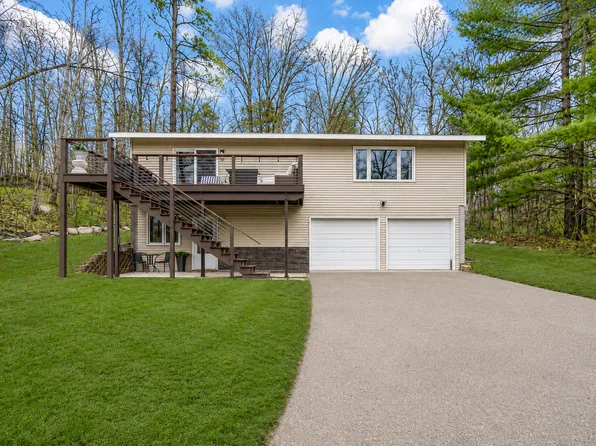4700 Wilderness Rd, Pequot Lakes, MN 56472