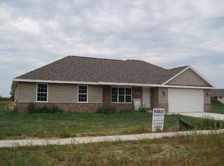 785 Canterbury Castle Ln, Green Bay, WI 54313