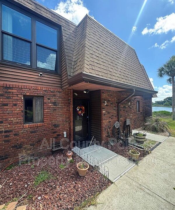 1st image of 1836 N Crystal Lake Dr N APT 3
