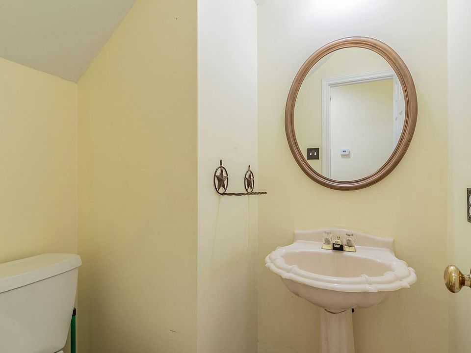 1st image of 2206 Country Mile Ln