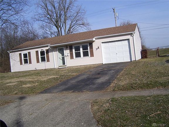 2nd image of 742 Richard Dr