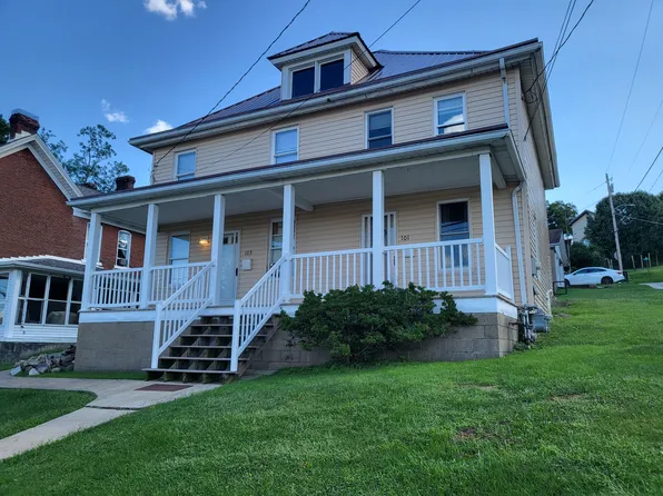 101 5th St, California, PA 15419