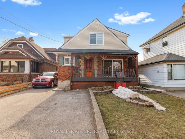 87 York St, Saint Catharines, ON L2R 6E1