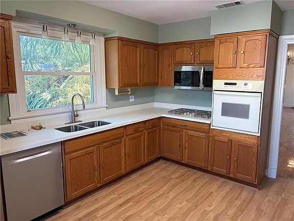 5th image of 6816 Canal Blvd