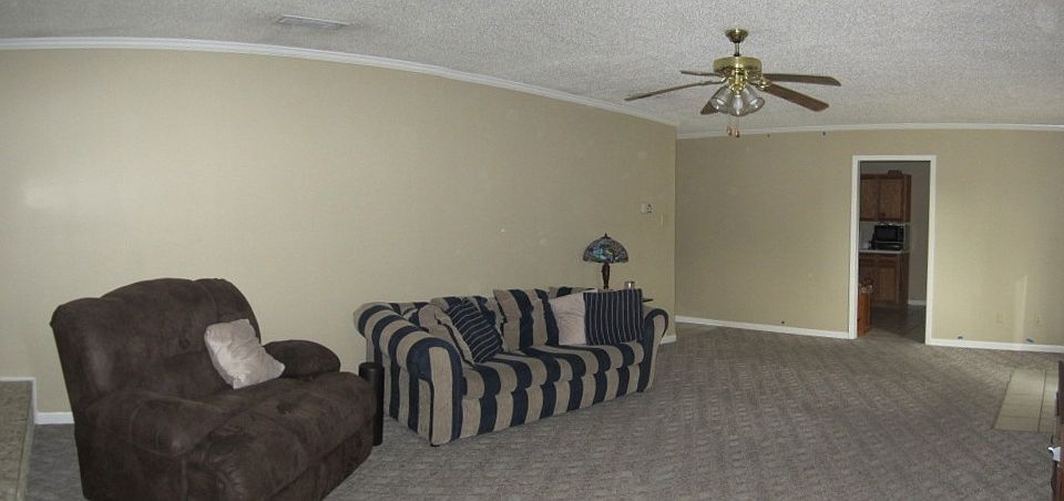 2nd image of 1614 Velma Ave