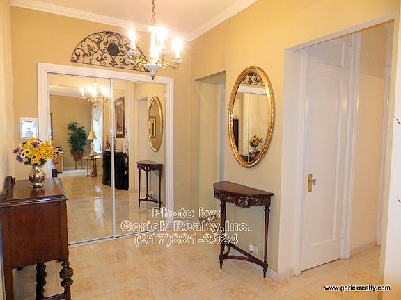 4th image of 2922 Barnes Ave APT 3H